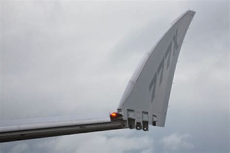 why doesn't the 777 have winglets|Here's Why Airplanes Have Winglets .